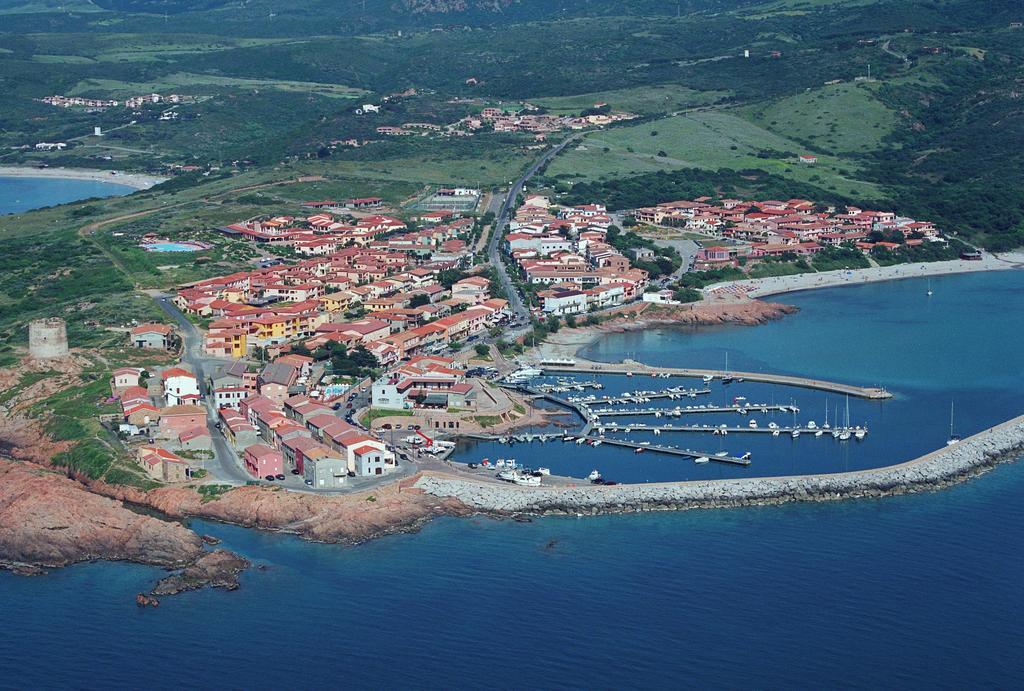 Isola Rossa Appartamenti Superior المظهر الخارجي الصورة