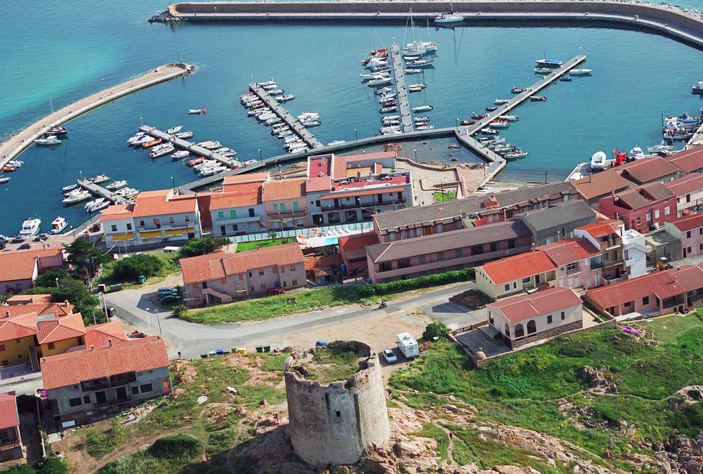 Isola Rossa Appartamenti Superior المظهر الخارجي الصورة