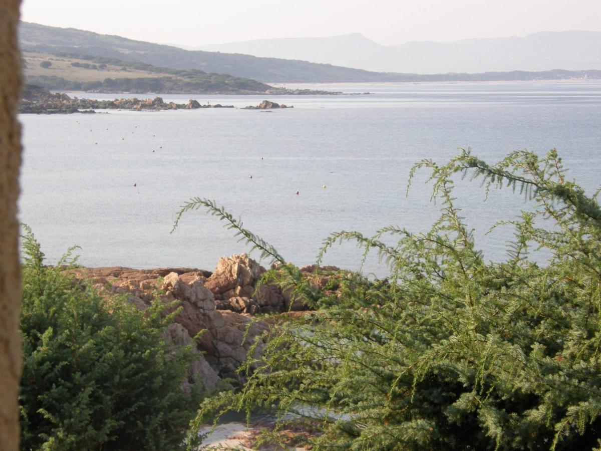 Isola Rossa Appartamenti Superior الغرفة الصورة